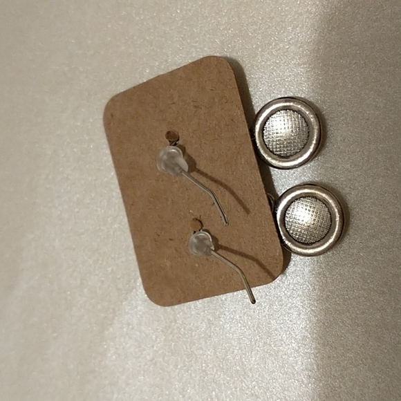Top Dog Silver Earrings! - Picture 2 of 6